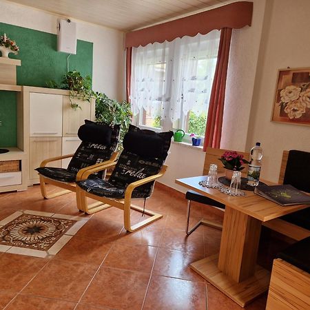 Ferienwohnung Am Oepitzer Berg Possneck Luaran gambar